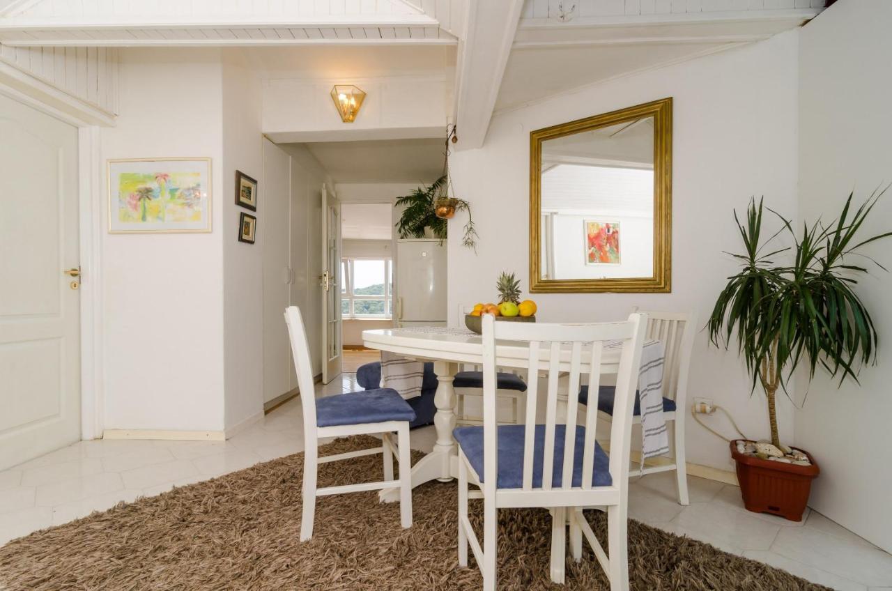 Apartment Emma ดูบรอฟนิก ภายนอก รูปภาพ